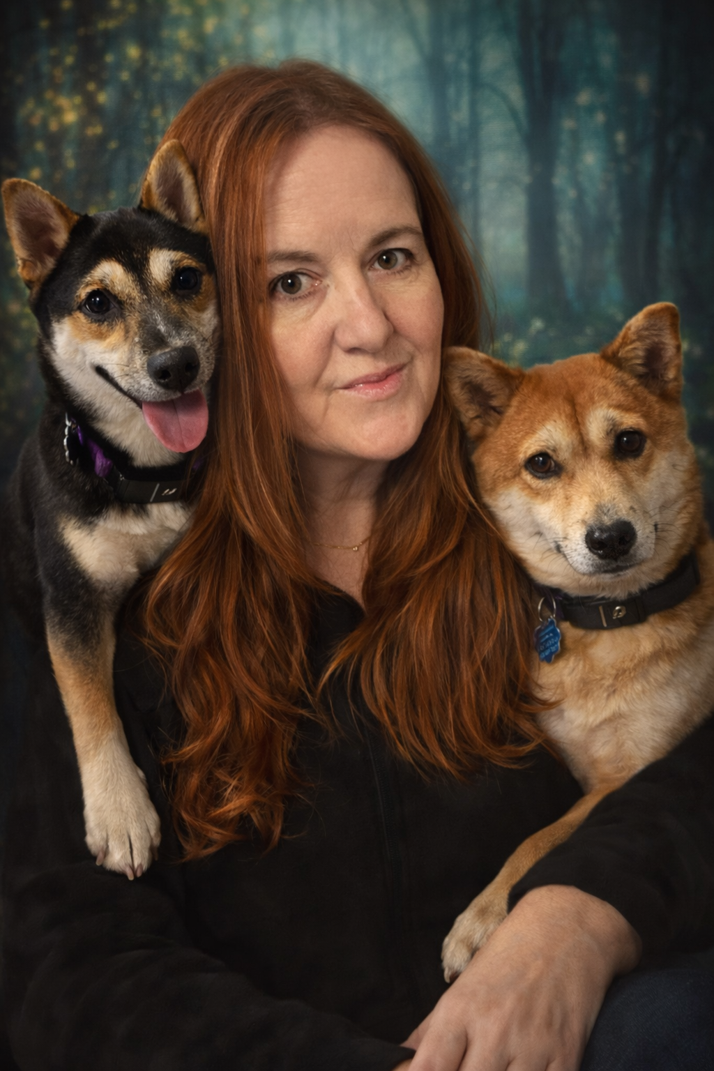 Shannon with her Shiba Inus